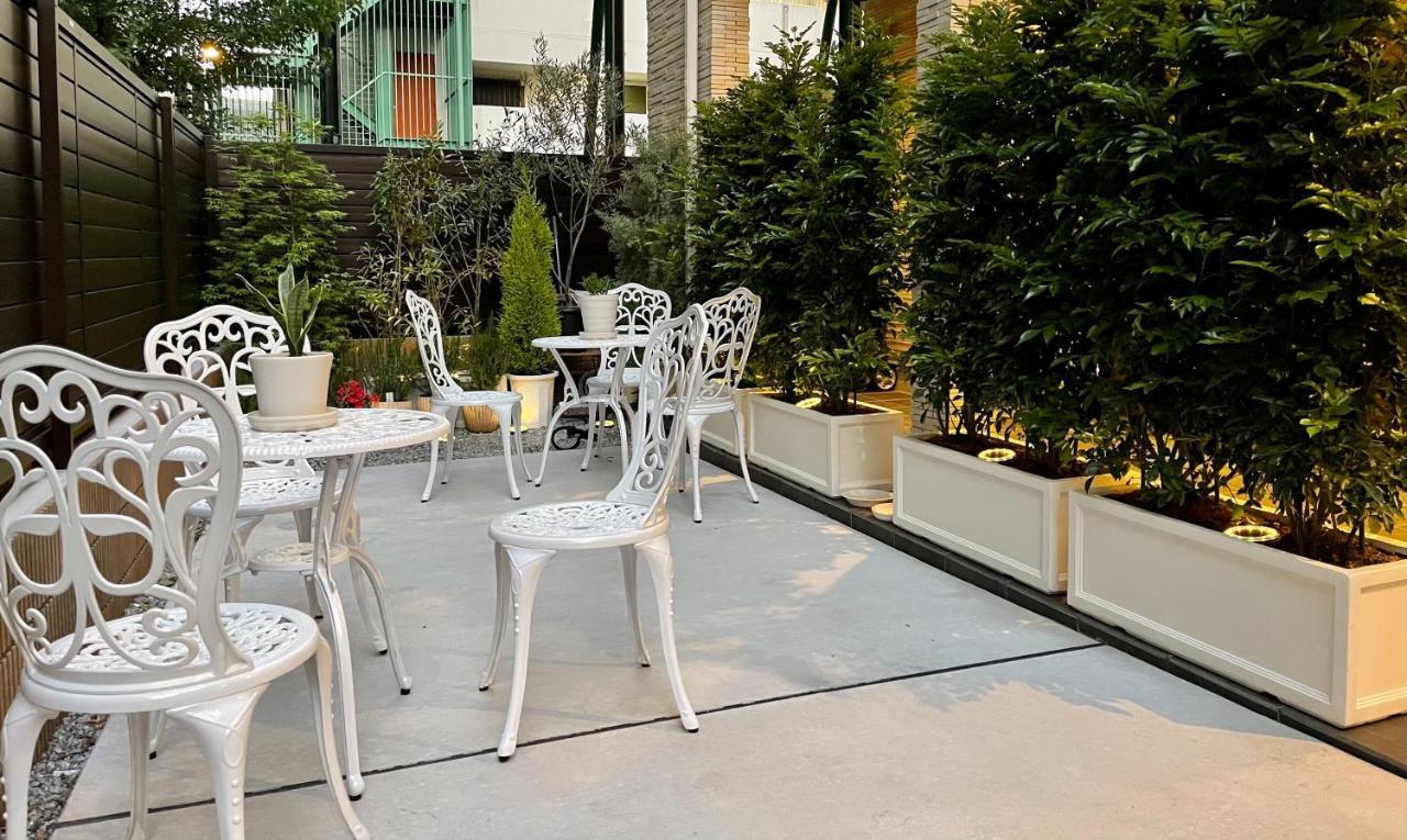 Отель Shinjuku Warm House Токио Экстерьер фото
