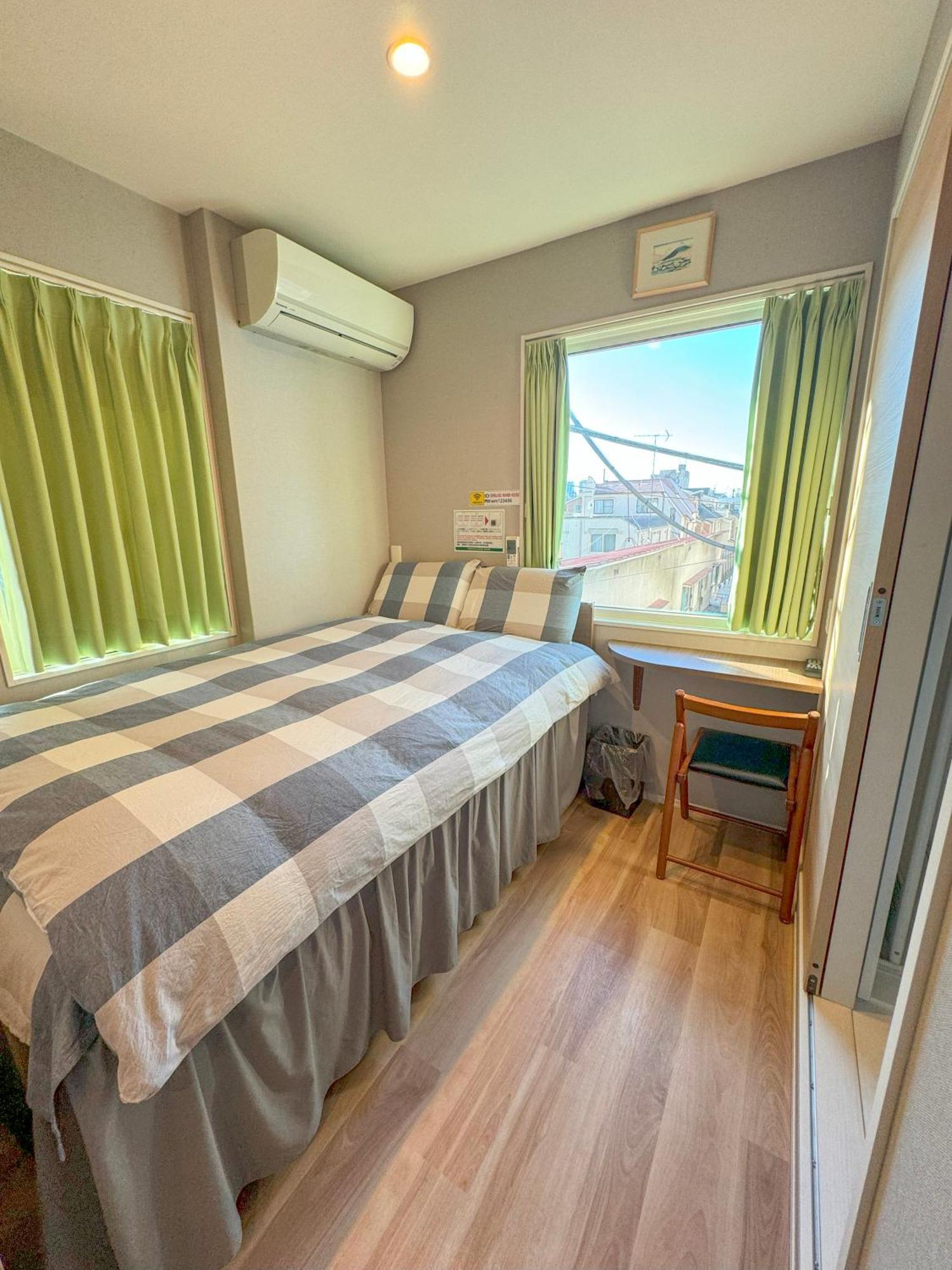 Отель Shinjuku Warm House Токио Экстерьер фото