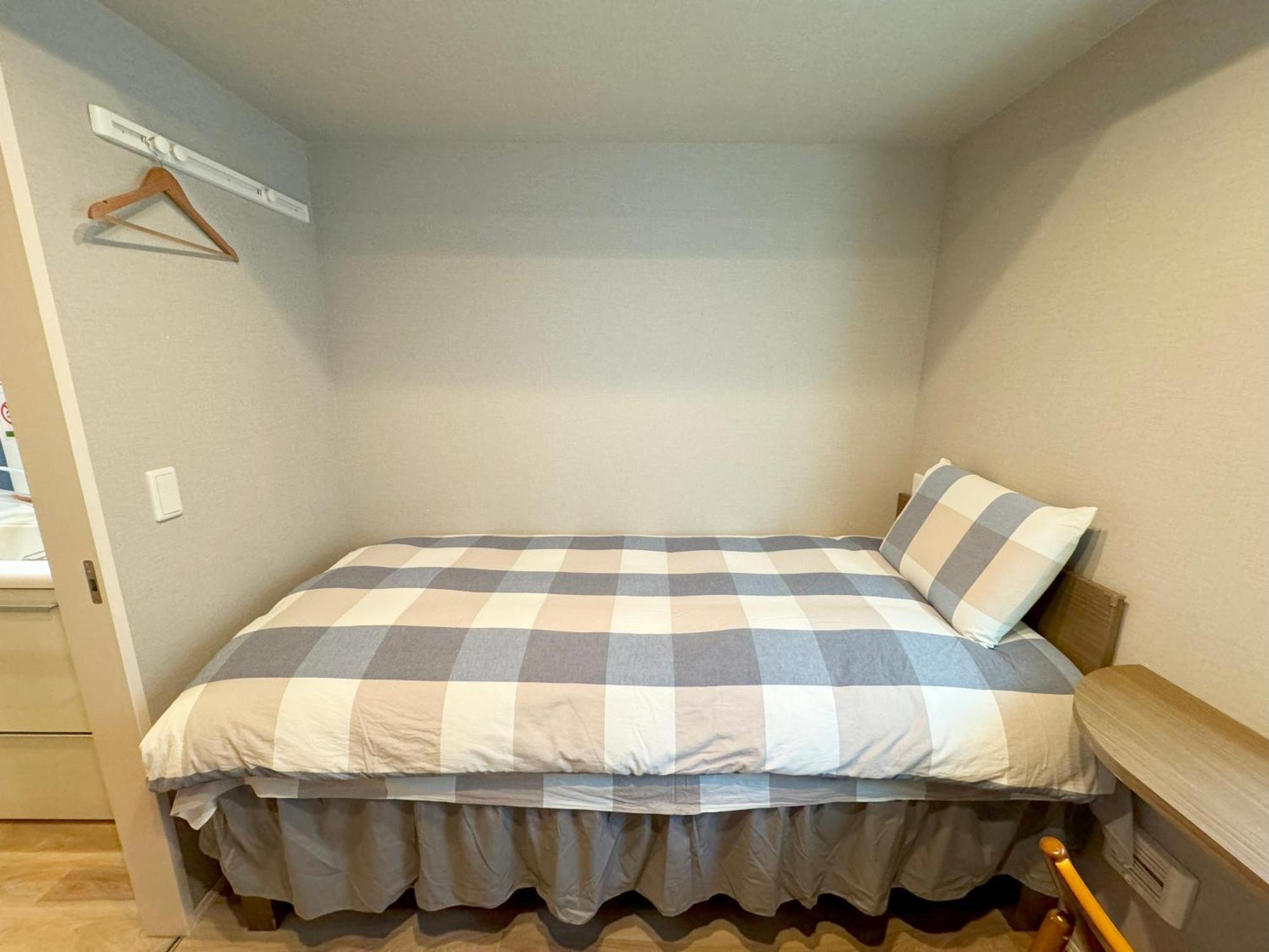 Отель Shinjuku Warm House Токио Экстерьер фото